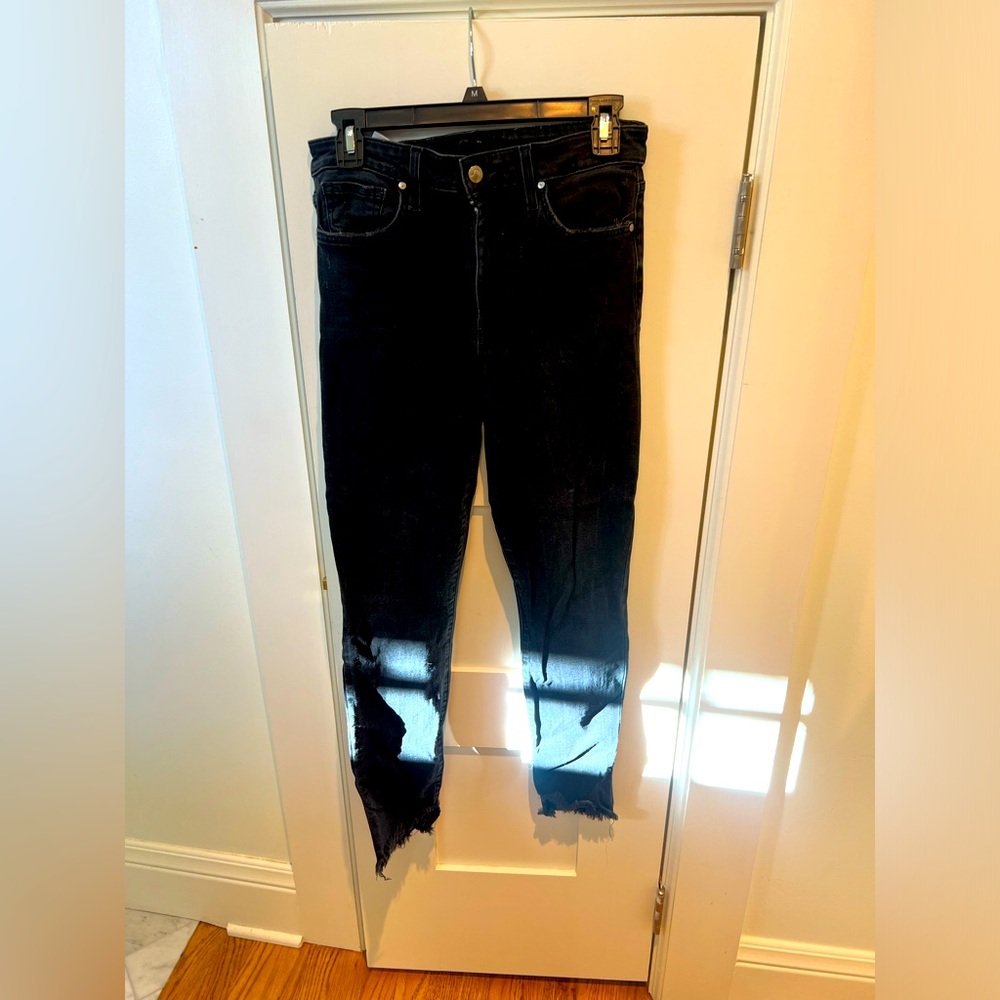 Joe’s Jeans Black Distressed hem Skinny Jeans, 28